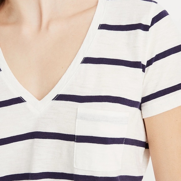 Madewell Cotton V-Neck Pocket Tee in Creston Stripe - Picture 2 of 4
